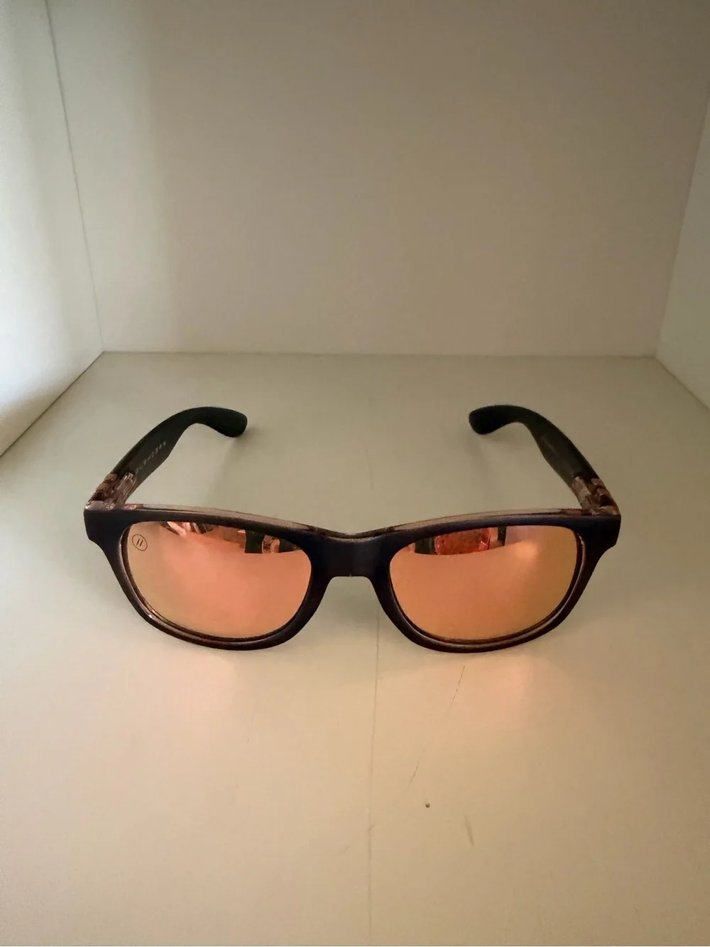 Black Frame Sunglasses with Rose Gold Mirrors blenders